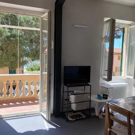 بيت للعطل Casa Blu Mare A Due Passi Dal Mare *